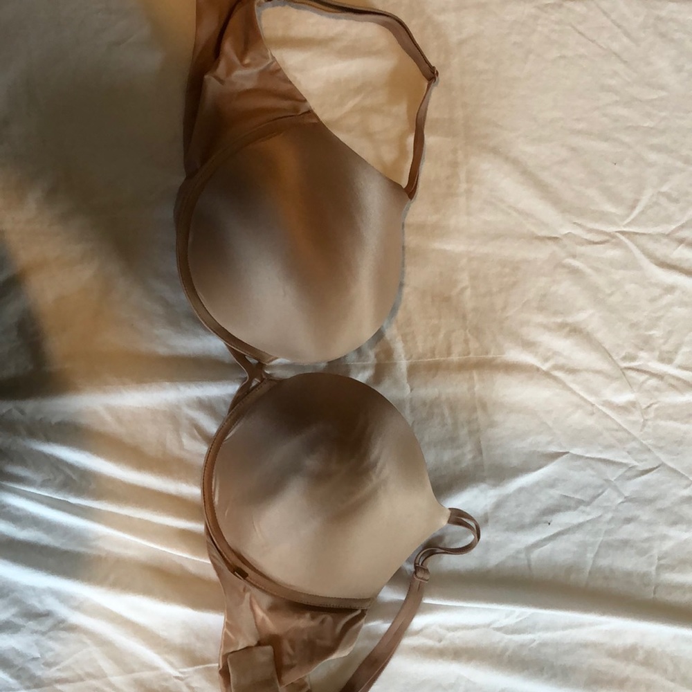38 DD VS Push up bra